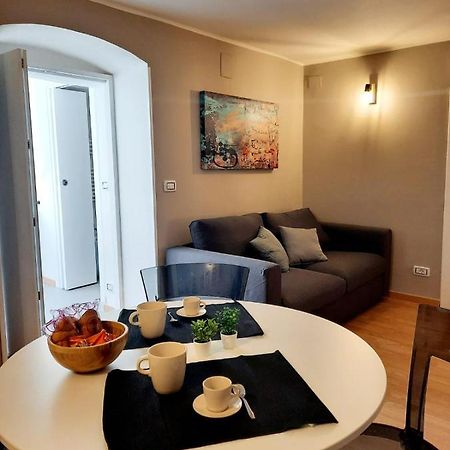 Petruzzelli Bari Apartment Екстер'єр фото
