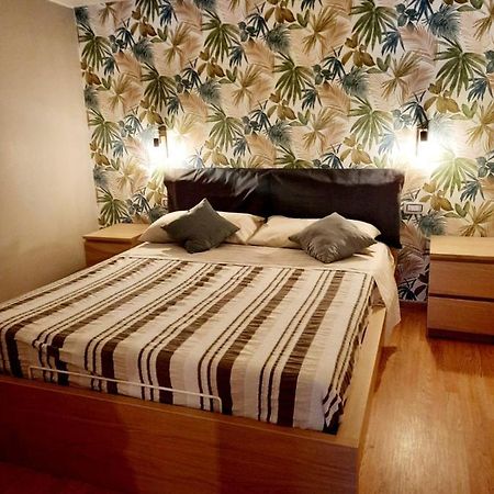 Petruzzelli Bari Apartment Екстер'єр фото
