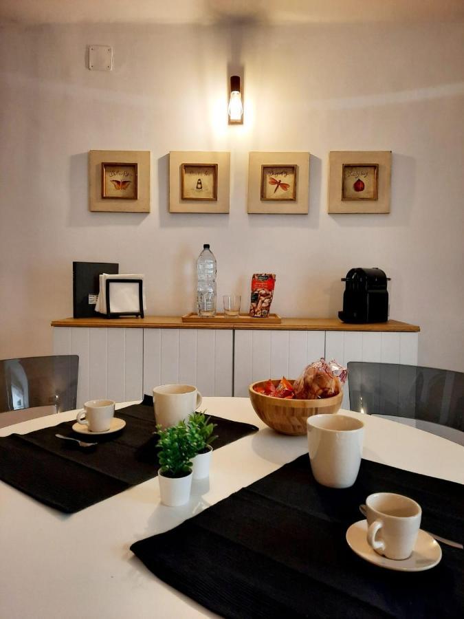 Petruzzelli Bari Apartment Екстер'єр фото