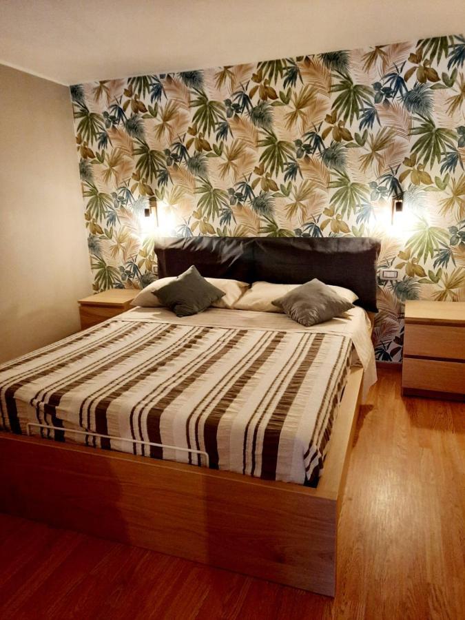 Petruzzelli Bari Apartment Екстер'єр фото